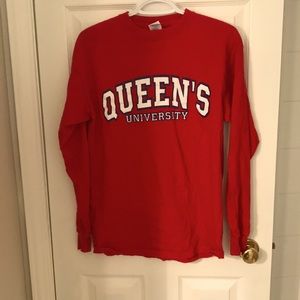 Queens university long sleeve T-shirt